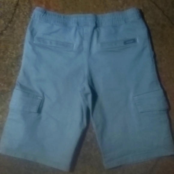 Wrangler Cargo Shorts - Picture 2 of 4